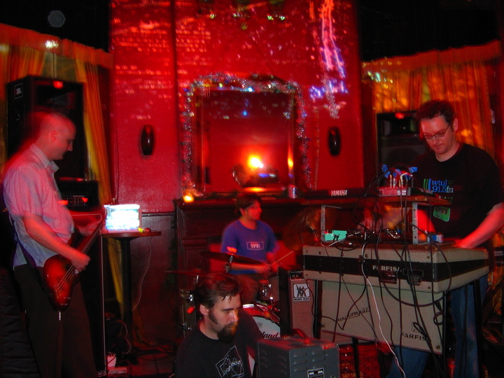 Chef Menteur | Circle Bar | 24 Mar 2005 # - 90